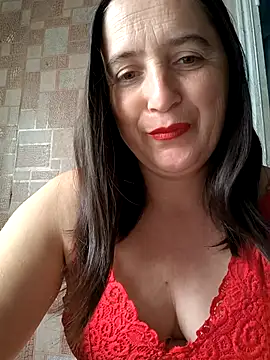 Snapshot of EvelinCutex chatting on 09/25/25, 10:52 EvelinCutex online show from 09/25/25, 10:52