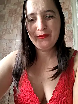 Snapshot of EvelinCutex chatting on 10/09/25, 10:57 EvelinCutex online show from 10/09/25, 10:57