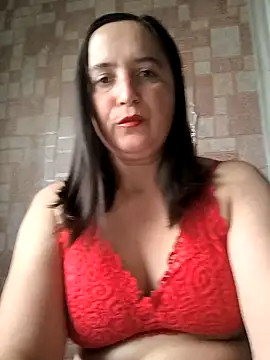 Snapshot of EvelinCutex chatting on 10/10/25, 05:50 EvelinCutex online show from 10/10/25, 05:50