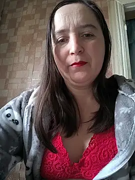 Snapshot of EvelinCutex chatting on 02/20/26, 07:21 EvelinCutex online show from 02/20/26, 07:21