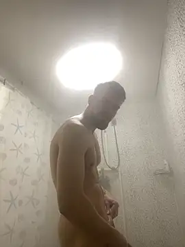 Snapshot of ScandentVendee chatting on 02/05/26, 01:16 ScandentVendee online show from 02/05/26, 01:16