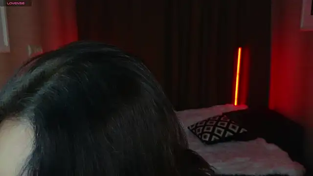 cute club online show from 11/28/25, 06:21