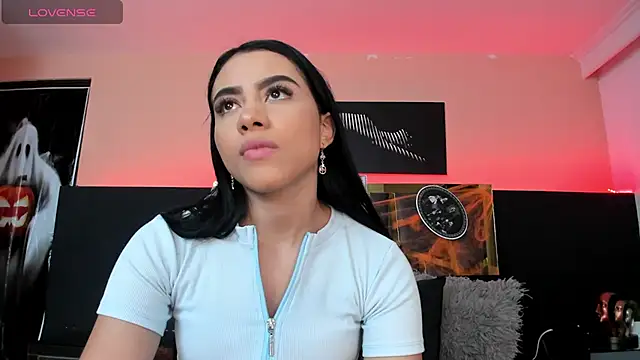 ScarletTorres online show from 10/21/25, 06:41