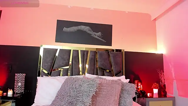 ScarletTorres online show from 11/14/25, 06:50