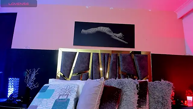 ScarletTorres online show from 11/23/25, 04:40