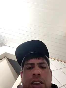 paulinhogostosinho online show from 11/06/25, 01:17