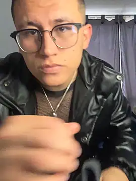 Kurtxxx22 online show from 05/10/26, 09:31