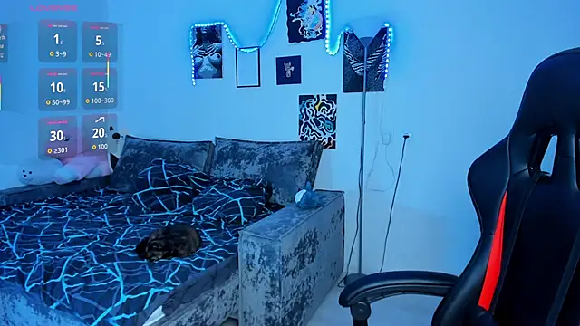 cute little ass online show from 10/05/25, 06:06