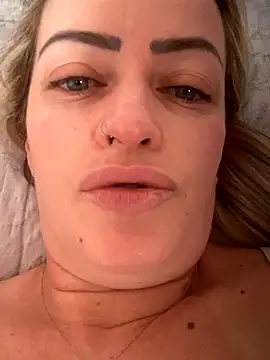 Alerquinasc online show from 10/31/25, 12:06