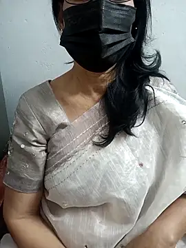 Snapshot of ammala_honey chatting on 10/04/25, 03:54 ammala honey online show from 10/04/25, 03:54