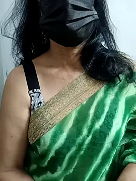 Snapshot of ammala_honey chatting on 11/20/25, 04:29 ammala honey online show from 11/20/25, 04:29