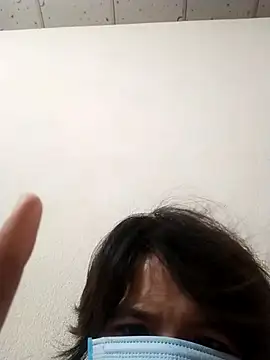 xixi2025-16 online show from 09/09/25, 10:09