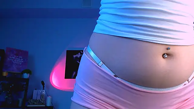 Charlotte Colinss online show from 02/24/26, 03:59