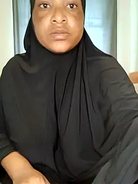 Sweetbxxx24 online show from 03/01/26, 09:22