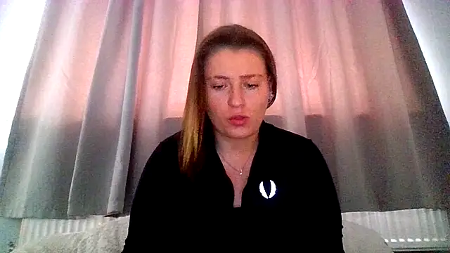 RUBY-ROSE-SWINGS online show from 11/11/25, 11:10