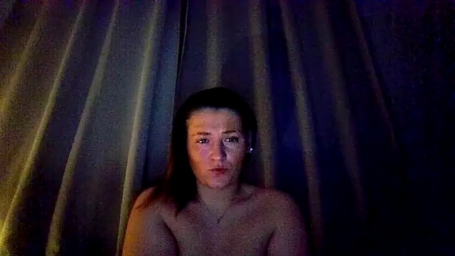 RUBY-ROSE-SWINGS online show from 11/22/25, 08:19