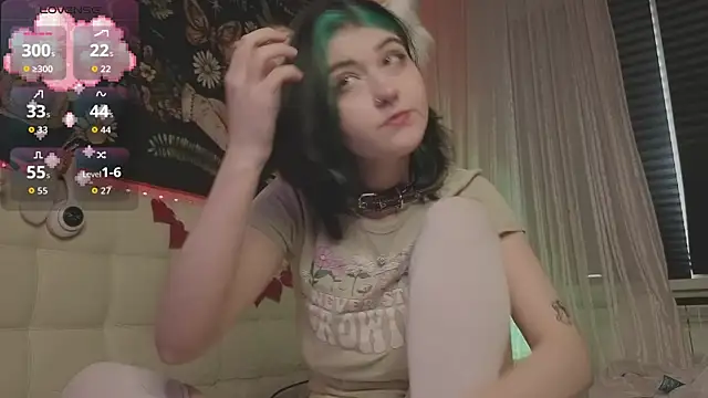 Miko Meow online show from 10/02/25, 06:53