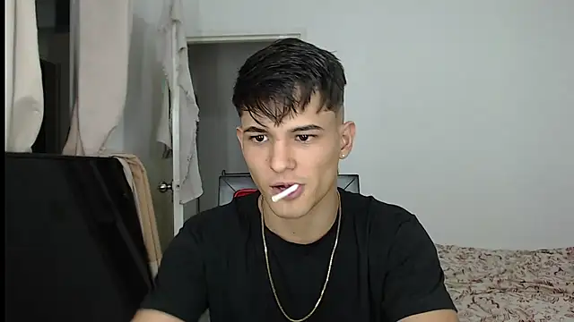 Alex mojica online show from 09/11/25, 05:07