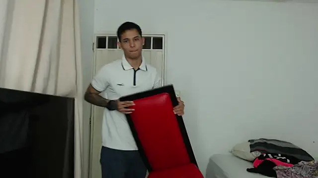 Alex mojica online show from 11/28/25, 01:25