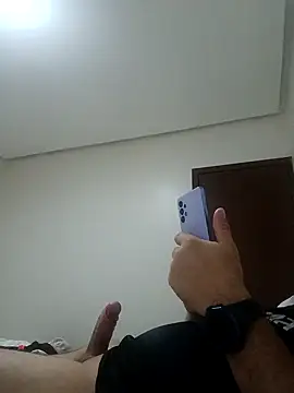 cherlebrow online show from 09/12/25, 11:54