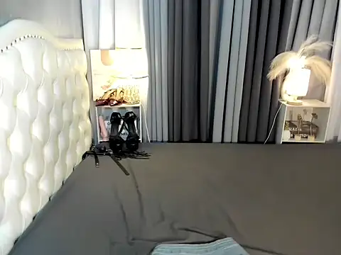 naughtyandreaxx online show from 10/03/25, 08:11