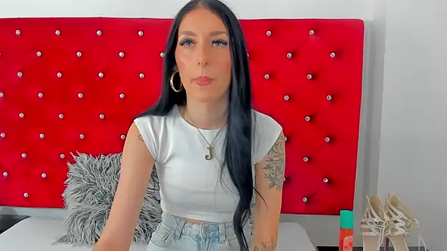 Snapshot of PleasureJasmine chatting on 09/26/25, 07:23 PleasureJasmine online show from 09/26/25, 07:23