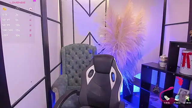 NahomiRichards  online show from 02/06/26, 06:18