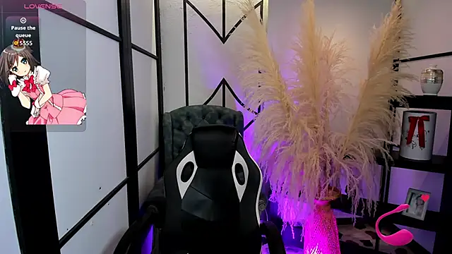 NahomiRichards  online show from 02/26/26, 04:33