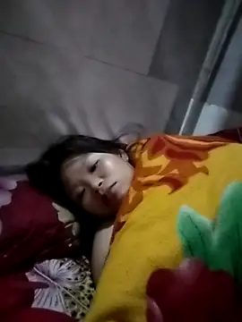 LinhNa999 online show from 11/29/25, 02:20