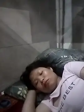 LinhNa999 online show from 03/04/26, 01:17