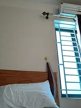 Snapshot of HFhnoiboy chatting on 11/23/25, 05:51 HFhnoiboy online show from 11/23/25, 05:51