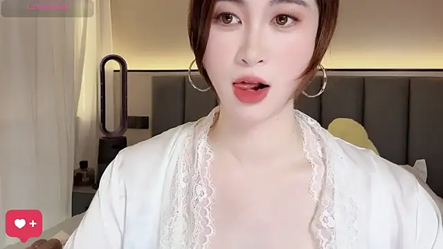 wuyueaini online show from 04/19/26, 07:18