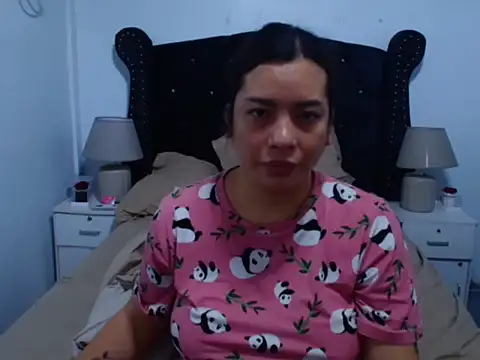 AnnaMedina05 online show from 02/09/26, 10:47