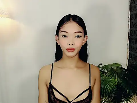 Snapshot of holyakiesha chatting on 10/16/25, 12:22 holyakiesha online show from 10/16/25, 12:22