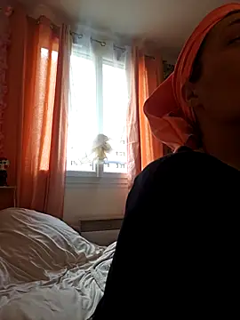 Mila Luciphya online show from 02/07/26, 09:57