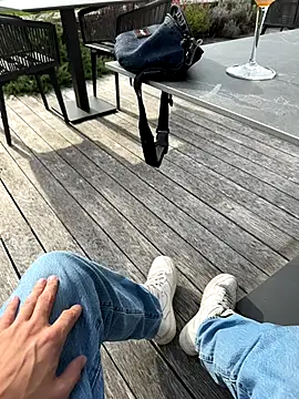 Snapshot of Manu97k chatting on 09/16/25, 02:40 Manu97k online show from 09/16/25, 02:40