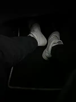 Snapshot of Manu97k chatting on 09/24/25, 04:54 Manu97k online show from 09/24/25, 04:54