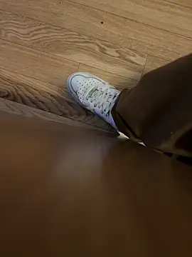 Snapshot of Manu97k chatting on 10/04/25, 04:05 Manu97k online show from 10/04/25, 04:05