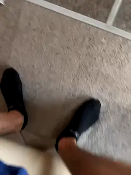 Snapshot of Manu97k chatting on 10/18/25, 07:53 Manu97k online show from 10/18/25, 07:53