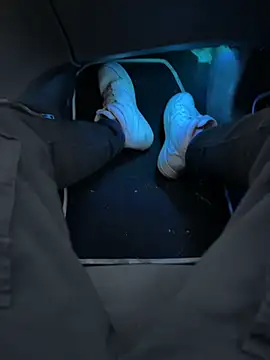 Snapshot of Manu97k chatting on 11/03/25, 05:52 Manu97k online show from 11/03/25, 05:52