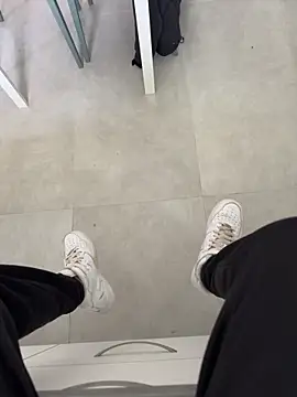 Manu97k online show from 03/28/26, 03:44