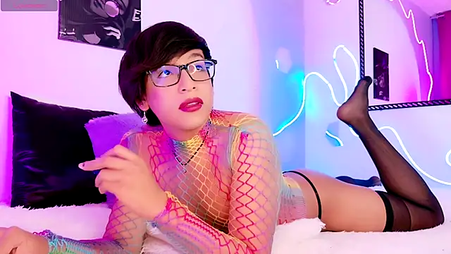 Snapshot of Dannyhot_ chatting on 12/01/25, 08:47 Dannyhot online show from 12/01/25, 08:47