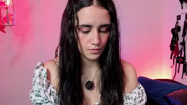 elowen halley1 online show from 03/20/26, 06:13