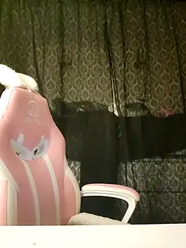 EmilyAngelUK online show from 10/11/25, 11:03