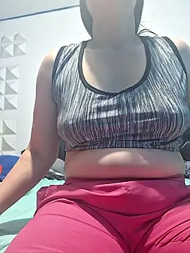 Snapshot of vaneza1999 chatting on 09/29/25, 06:35 vaneza1999 online show from 09/29/25, 06:35