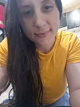 Snapshot of vaneza1999 chatting on 10/02/25, 11:12 vaneza1999 online show from 10/02/25, 11:12