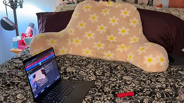 onlysunidreamss online show from 11/18/25, 02:17