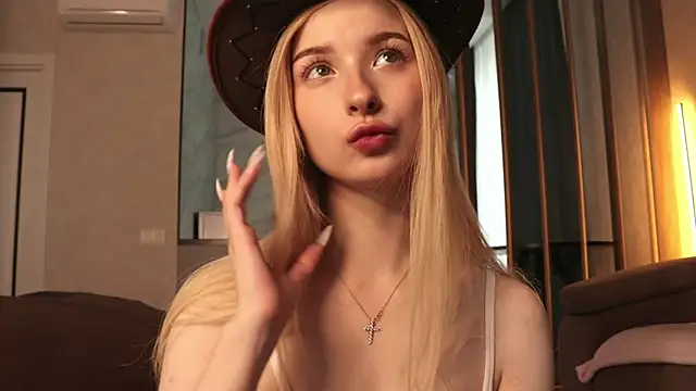 Nana Wilson online show from 04/06/26, 04:46