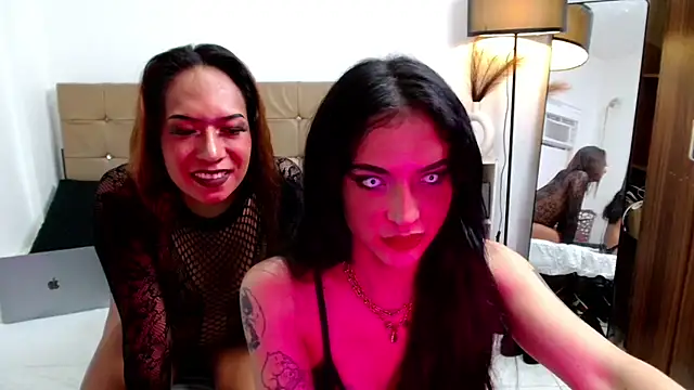 Snapshot of YourAsian_Cummer chatting on 11/02/25, 05:59 YourAsian Cummer online show from 11/02/25, 05:59