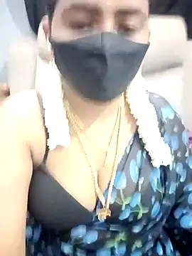 Snapshot of Tamil_Lotus chatting on 09/30/25, 05:29 Tamil Lotus online show from 09/30/25, 05:29